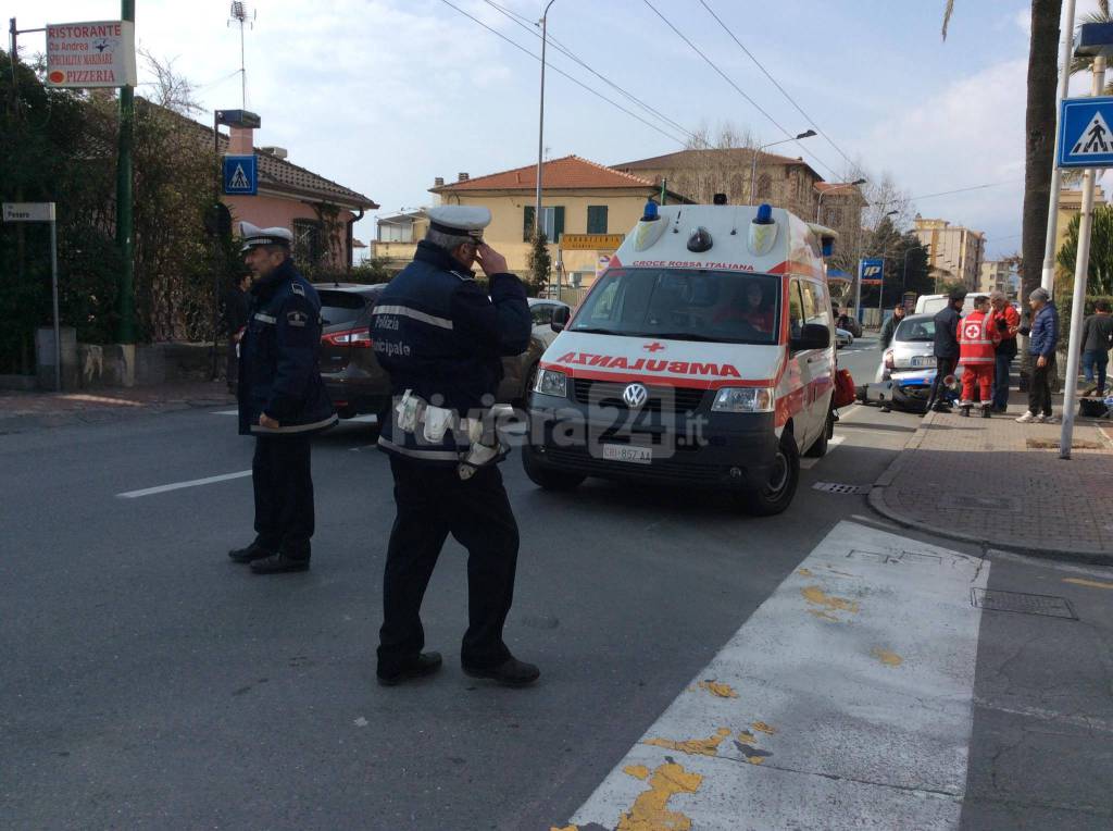 soccorsi 118 ponente emergenza municipale bordighera incidente