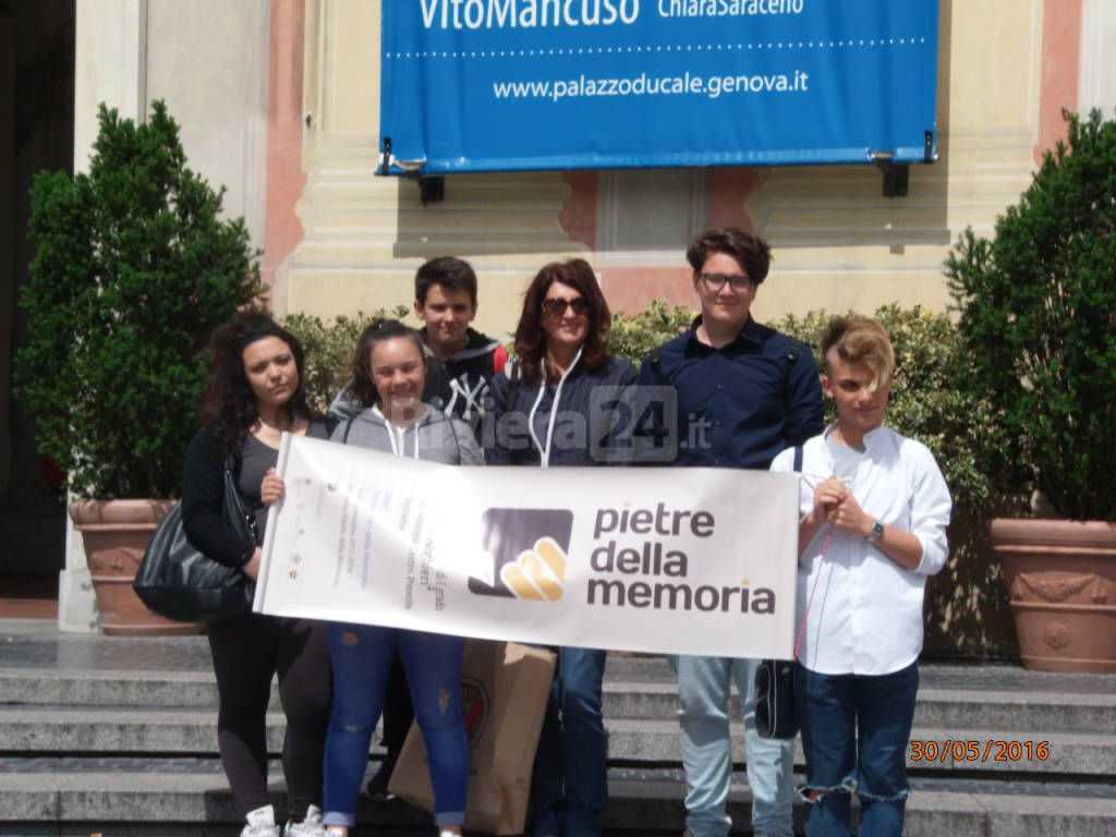 Scuola Dante Alighieri di Sanremo premiata a Genova per