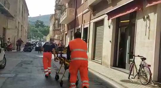 Bambino caduto in via Parini a Imperia