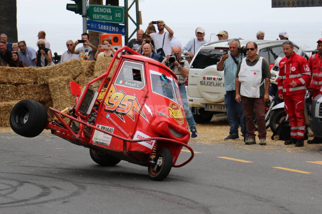 riviera24-Ospedaletti, lo spettacolo delle moto e auto storiche alla rievocazione del Circuito