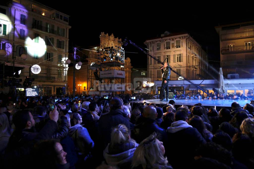 Sanremo, Gigi D'Alessio Show in piazza Colombo