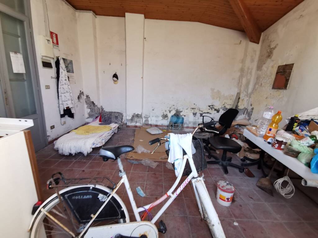 Demolizione ex cabine Enel Ventimiglia
