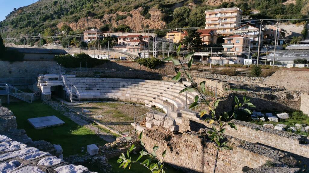 Demolizione ex cabine Enel Ventimiglia