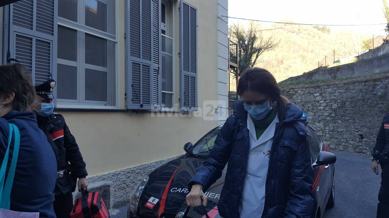 Pieve di Teco, l'arrivo dei vaccini alla Casa di riposo "Borelli"