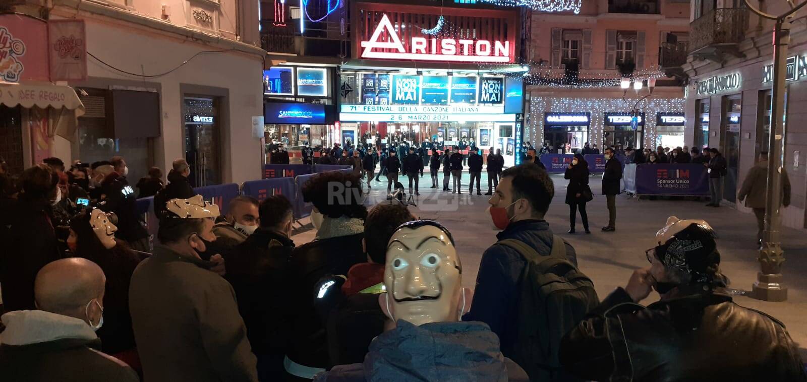 Protesta Ariston Sanremo