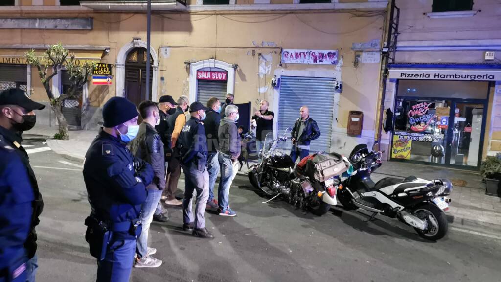 Ventimiglia bar aperto tensione forze ordine