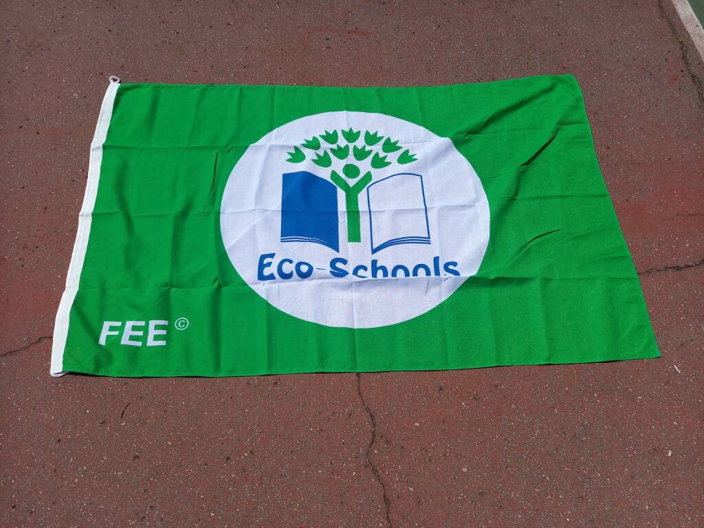 Bandiera verde alla scuola di Camporosso Capo