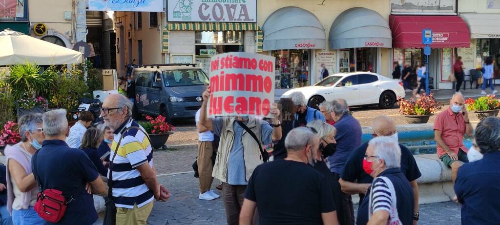 riviera24 - Sanremo, manifestazione pro Mimmo Lucano