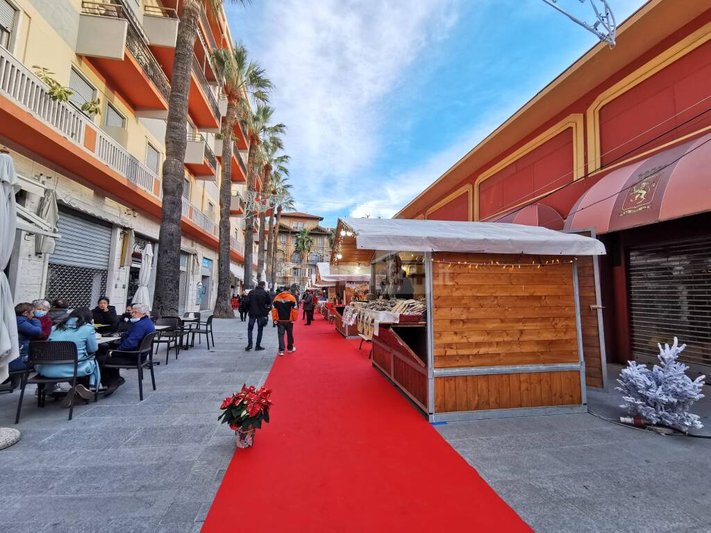 mercatino natale ventimiglia