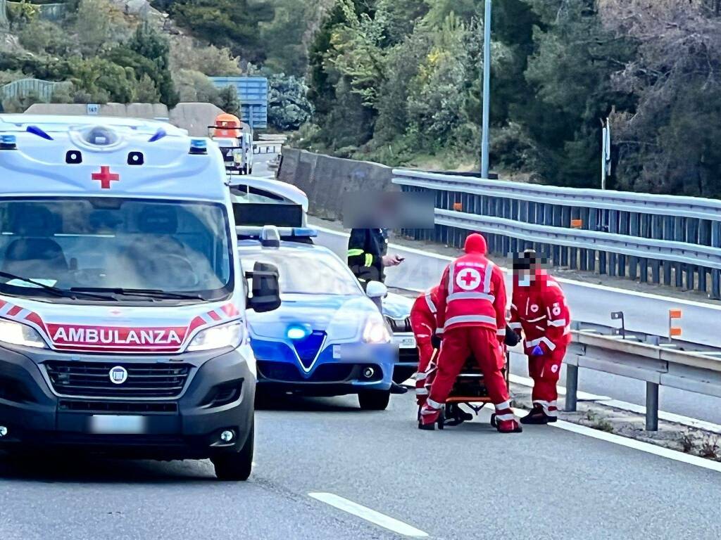 mortale migranti autostrada