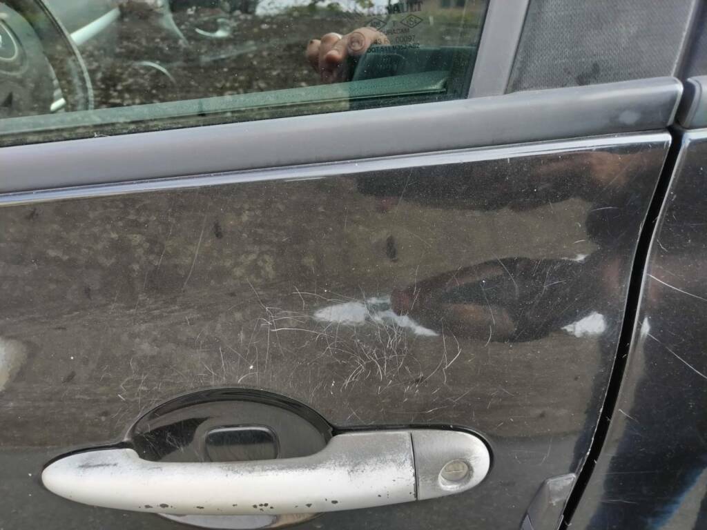 auto vandalizzate dolceacqua