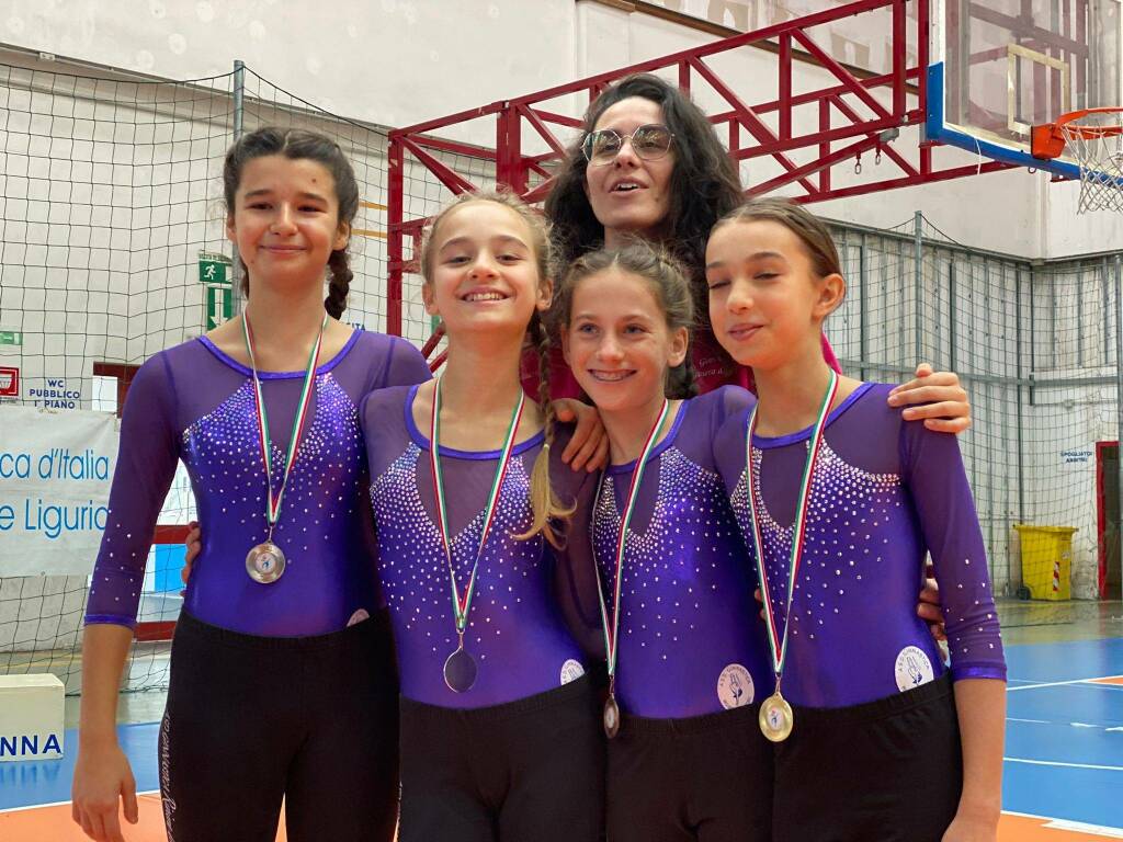 Ginnastica ritmica, esordio autunnale per le ginnaste silver di ritmica -  Riviera24