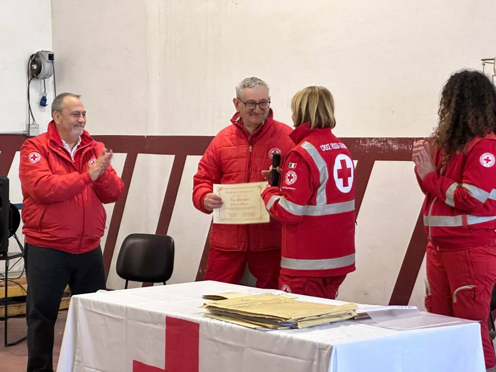 Croce Rossa comitato di Imperia, premiato l'onorevole Giorgio Mulè -  Riviera24