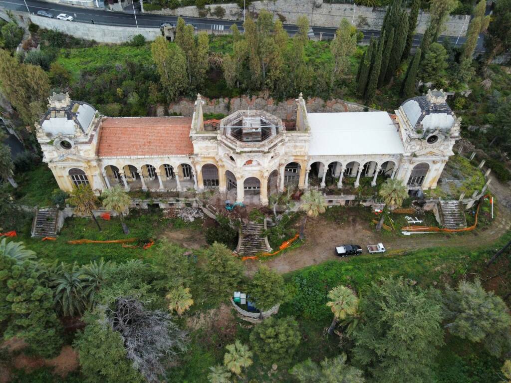 villa sultana lavori tetto