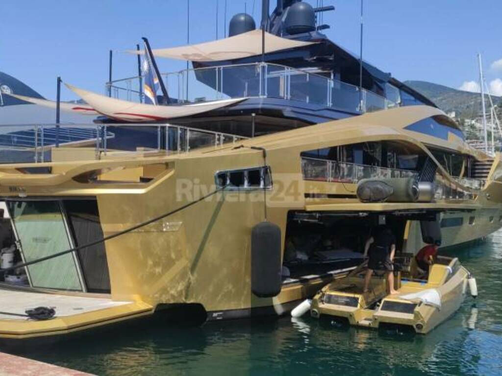 yacht d'oro