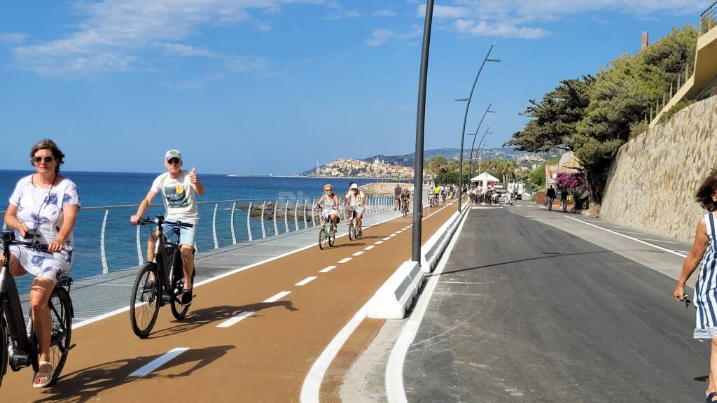 Imperia inaugirazione pista ciclabile