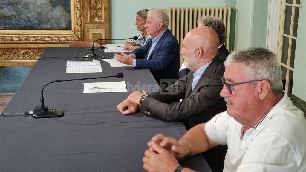 Rivieracqua assemblea sindaci Scajola