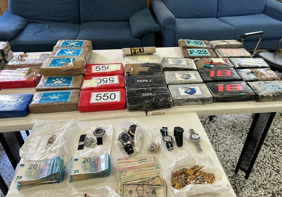 guardia finanza polizia sequestro frontiera cocaina 