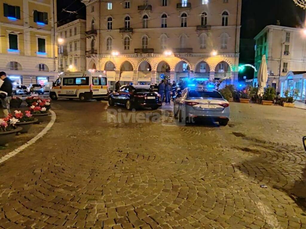 Spara con la scacciacani e scatena il panico a Sanremo - Prima la