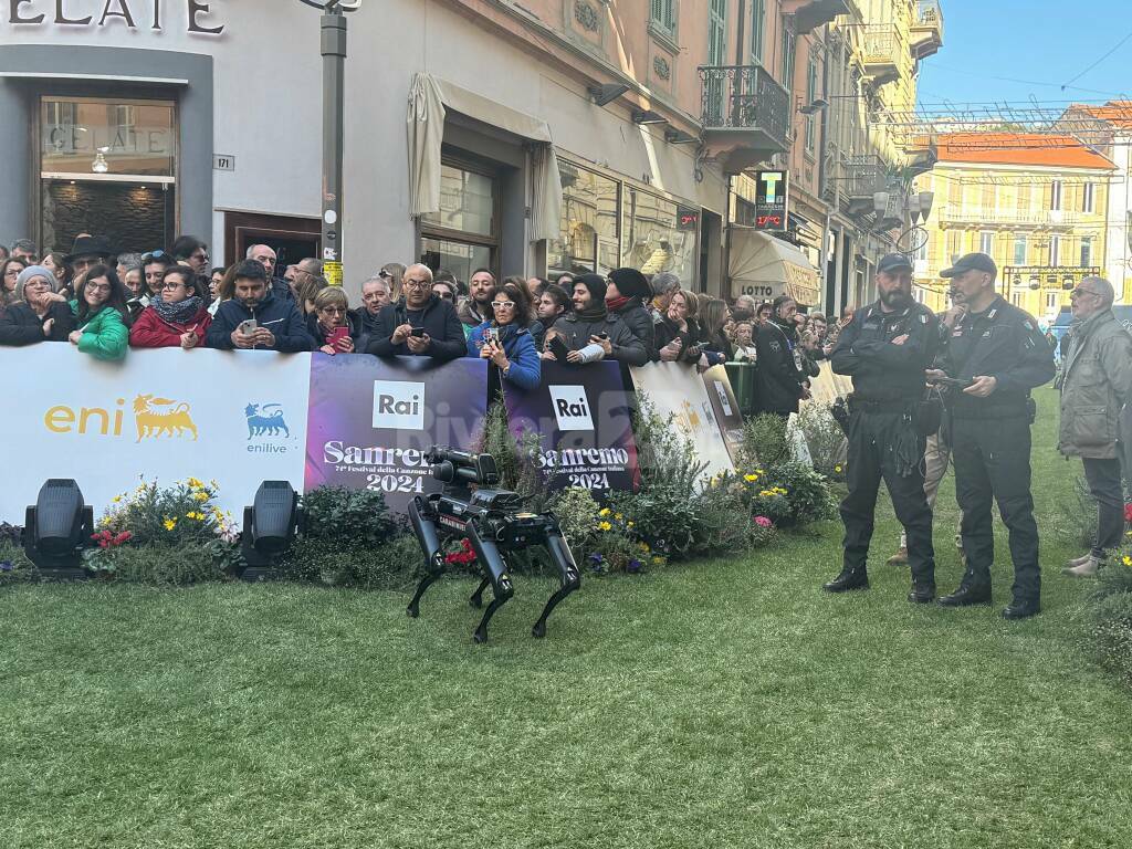 Il cane-robot dei Carabinieri a Sanremo: ecco come funziona l