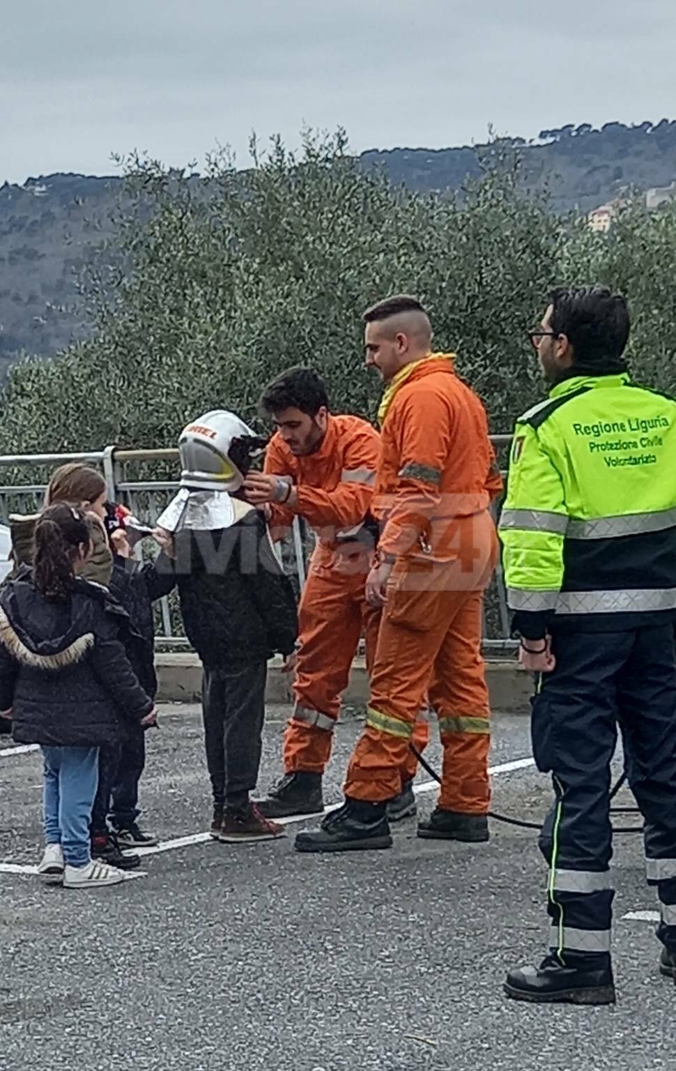 BAMBINI CIVEZZA PROTEZIONE CIVILE