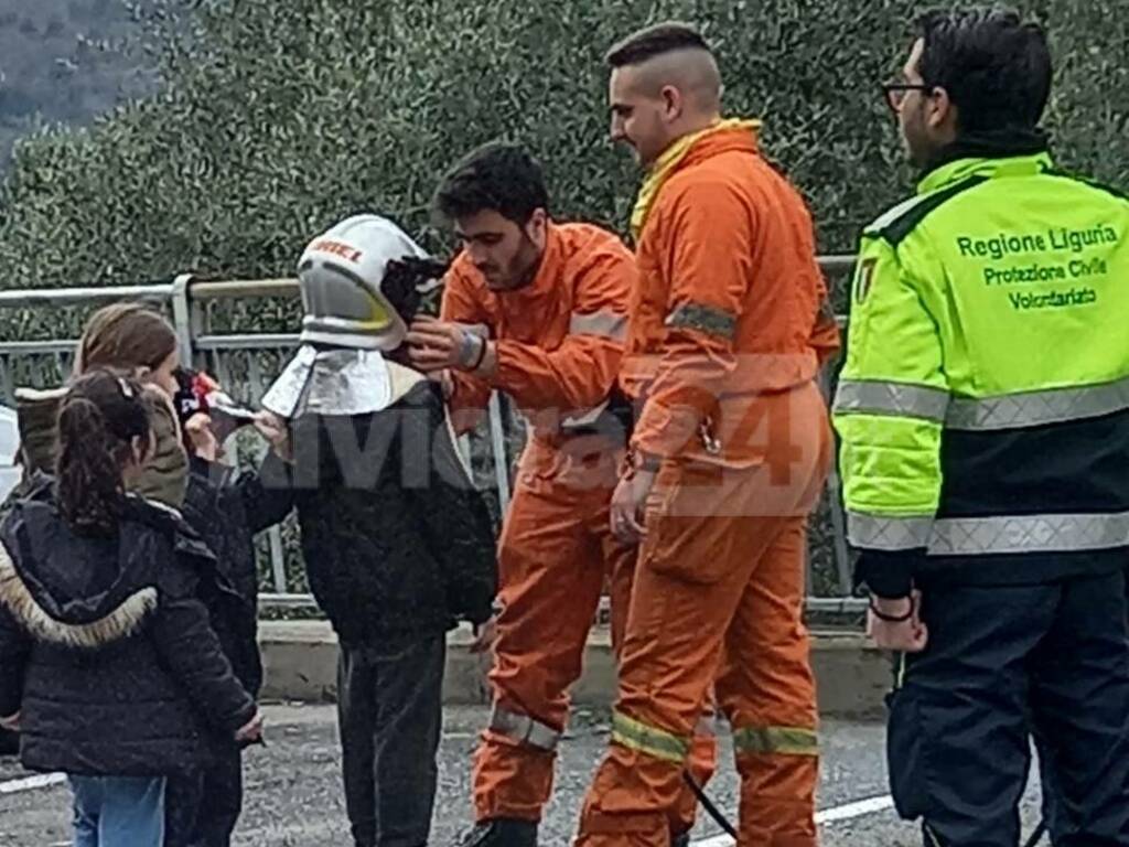 BAMBINI CIVEZZA PROTEZIONE CIVILE