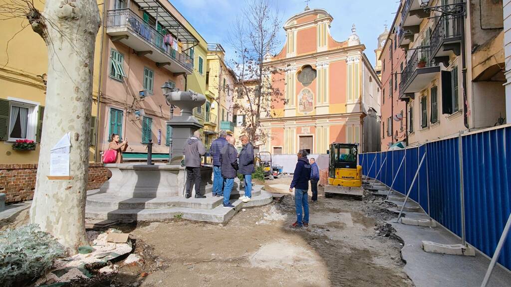 Scajola tour sui cantieri della rigenerazione urbana