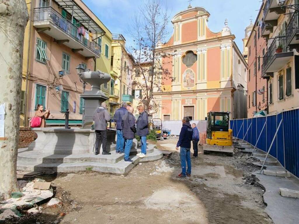 Scajola tour sui cantieri della rigenerazione urbana