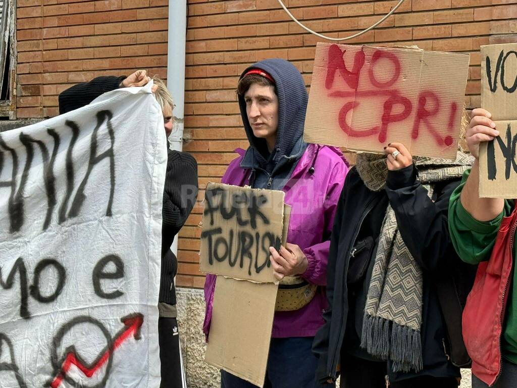 Cpr protesta a Diano Castello 