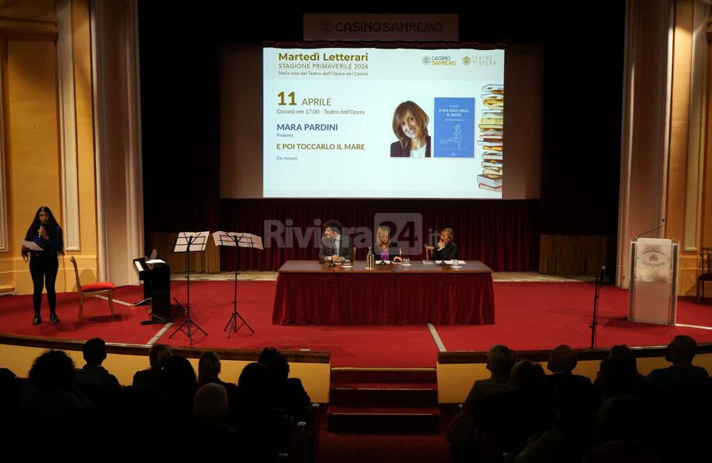 riviera24- La giornalista Mara Pardini presenta il suo primo libro di poesie
