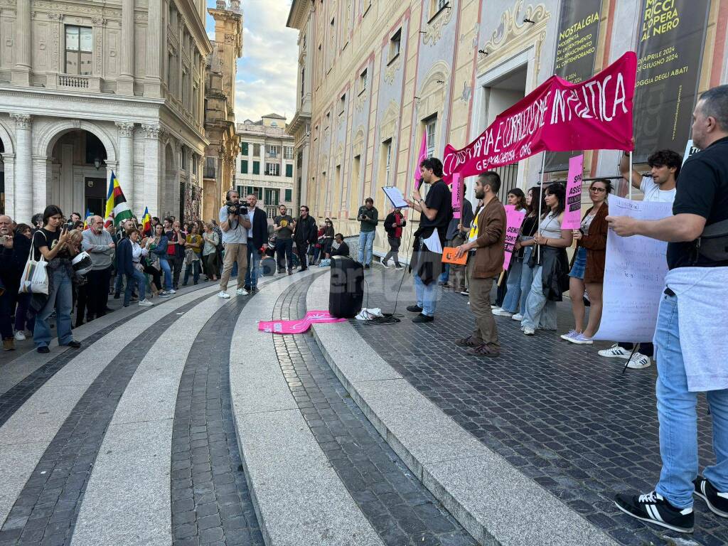 Genova Protesta Toti