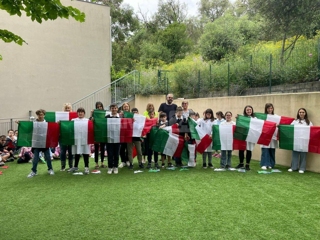 Lions bandiere Santo Stefano Riva Ligure scuole