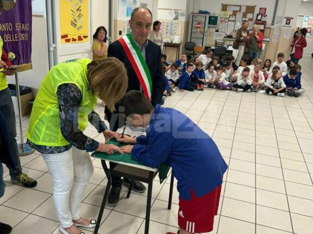 Lions bandiere Santo Stefano Riva Ligure scuole