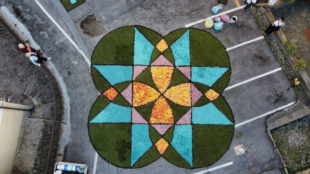 infiorata diano castello