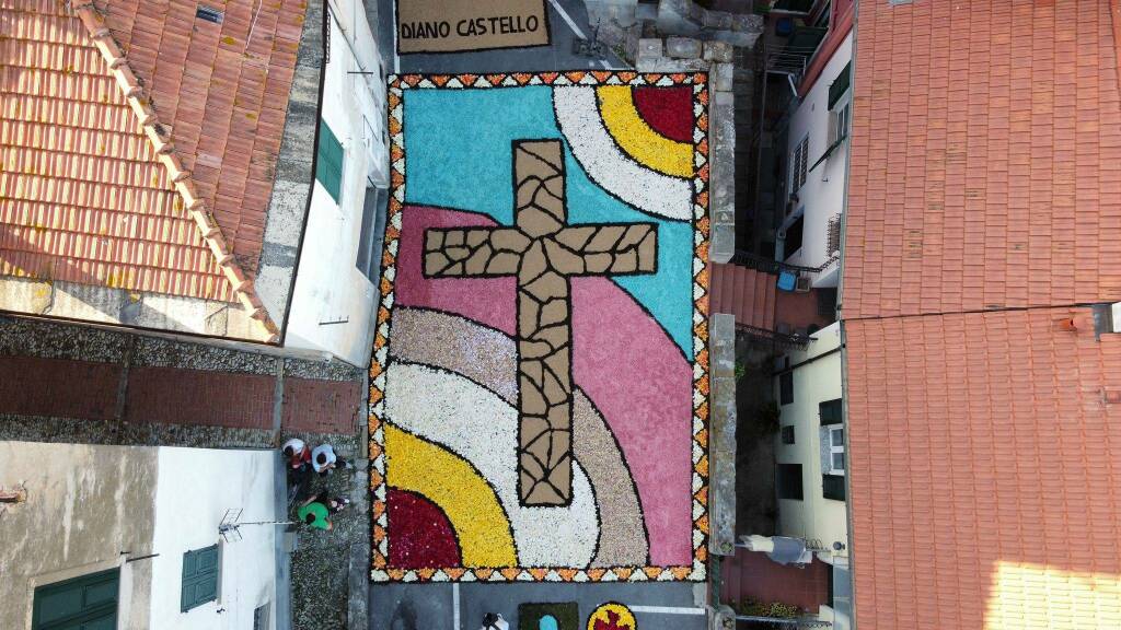 infiorata diano castello