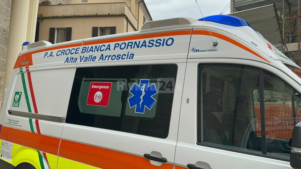 L'Asl1 dona due ambulanze alla Croce Bianca di Pornassio e alla Croce Rossa di Pieve di Teco