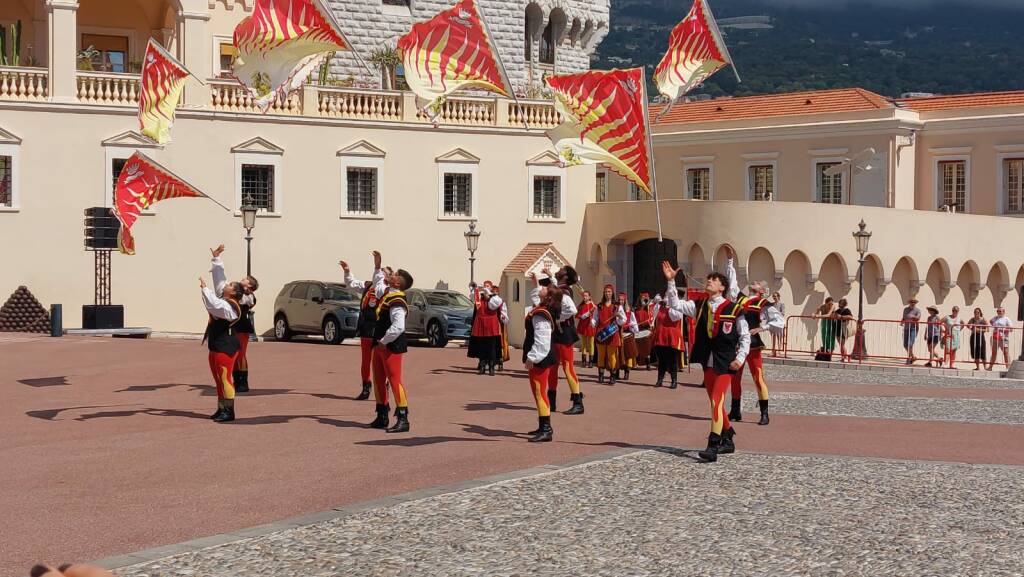 sbandieranti dei sestieri  ventimiglia aps