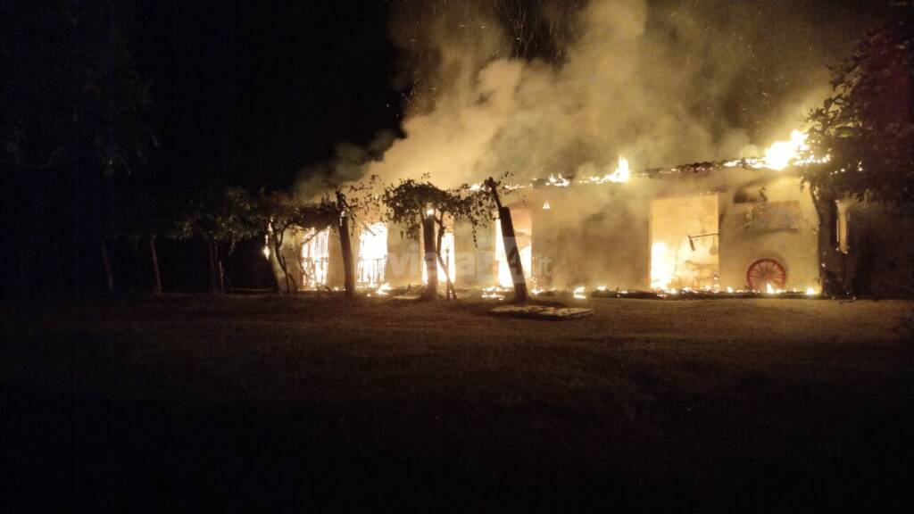 incendio dolceacqua agricampeggio