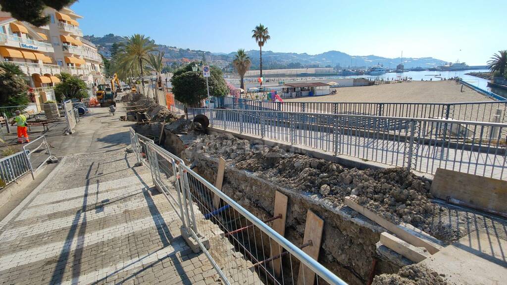 Lavori spiagge Sanremo Arenella