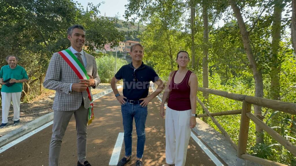 Chiusavecchia, inaugurato il primo tratto della pista ciclabile