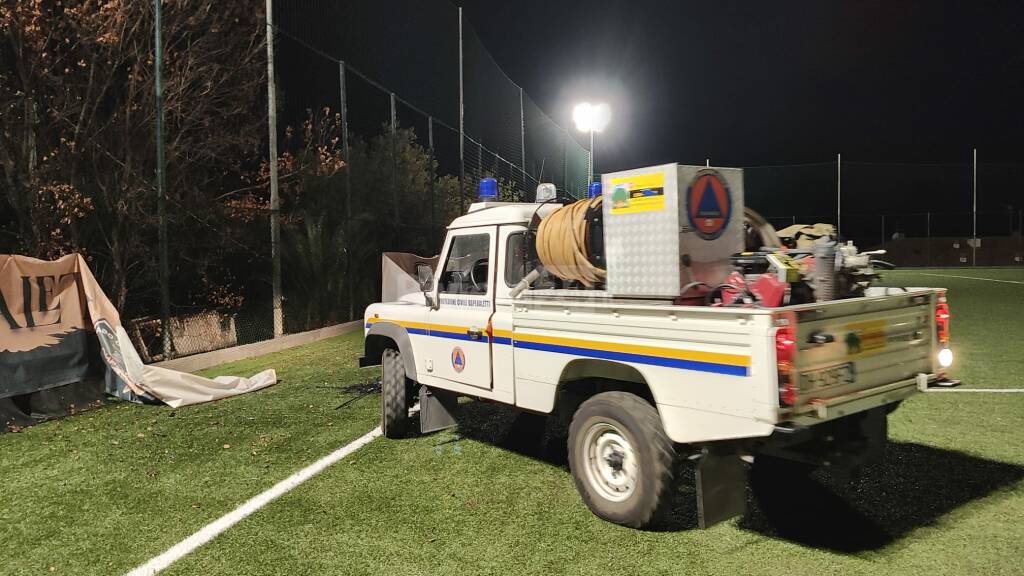 incendio baracca campo calcio ospedaletti