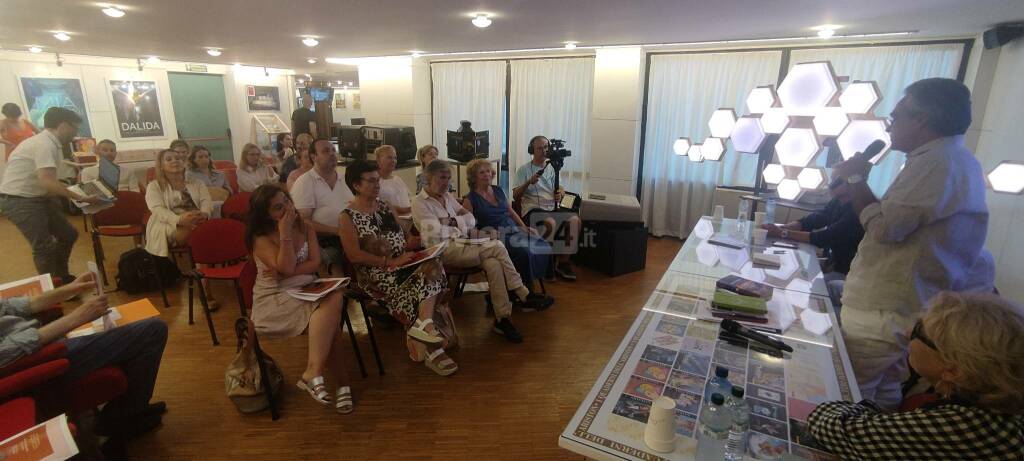 Presentazione del libro sull'Ariston0