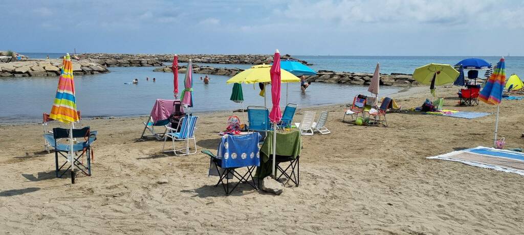 Riva Ligure accampamenti in spiaggia