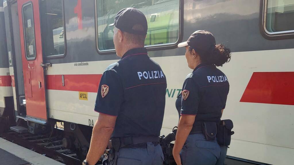 https://www.riviera24.it/photogallery_new/images/2024/09/polfer-polizia-ferroviaria-653124.jpg