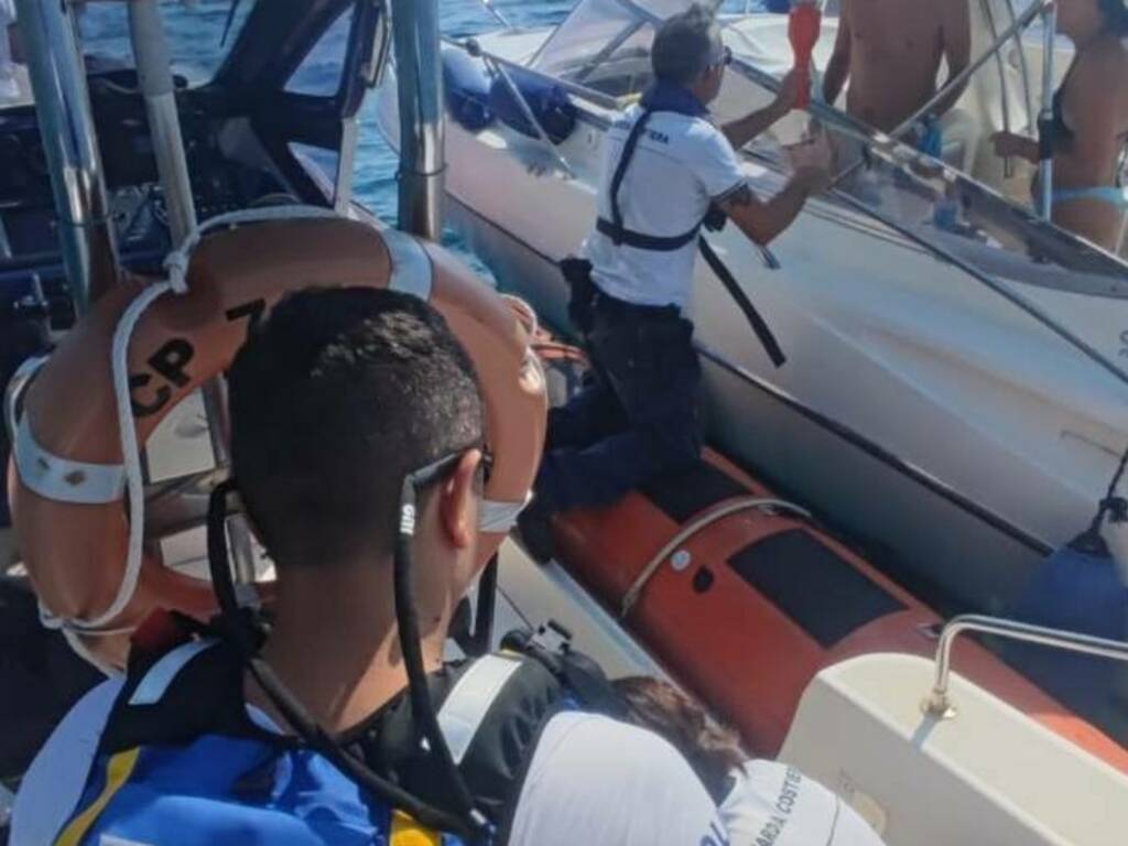 riviera24 - Guardia Costiera opera insieme alla Polizia di Stato